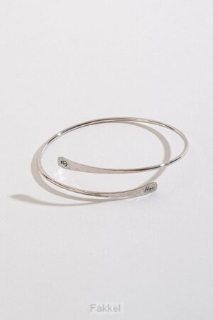 Bangle bracelet hope/anchor