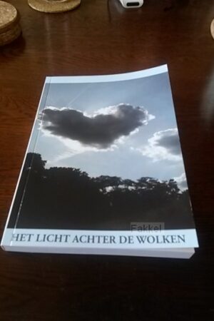 Licht achter de wolken