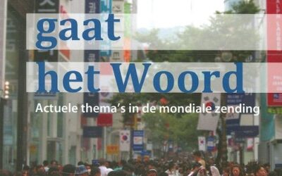Door de wereld gaat het woord
