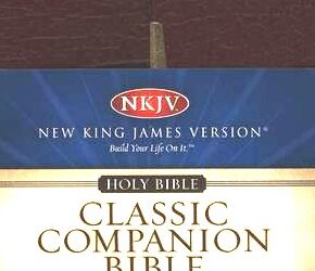 NKJV – Classic Compact Bible With Snap