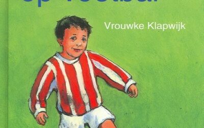 Bas gaat op voetbal