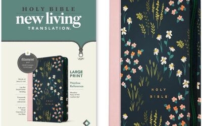 NLT – LP Thinline Reference Zipper Bible