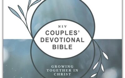NIV – Couples Devotional Bible