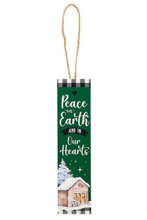 Wood ornament Peace on earth
