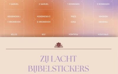 Zij Lacht bijbelstickers NBV21