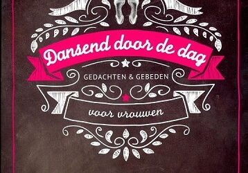Dansend door de dag